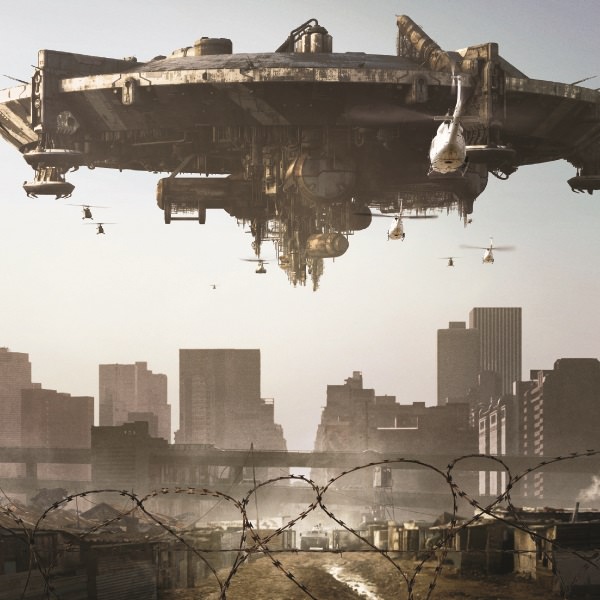 District 9 review – an awesome low budget sci-fi